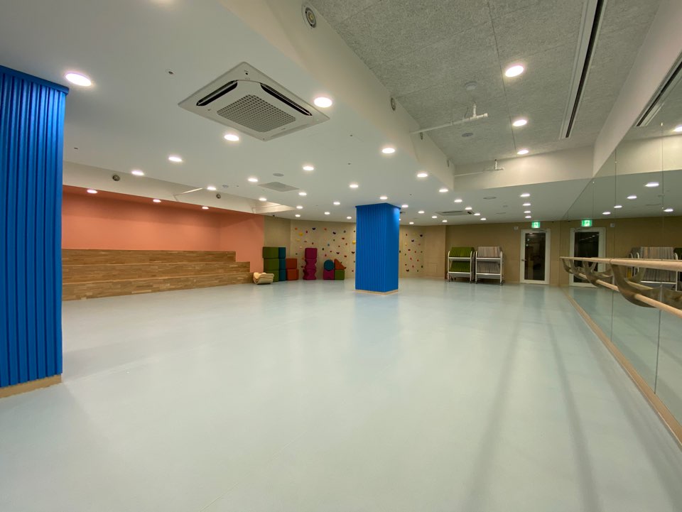 그림입니다.
원본 그림의 이름: KakaoTalk_20200831_161301077.jpg
원본 그림의 크기: 가로 960pixel, 세로 721pixel